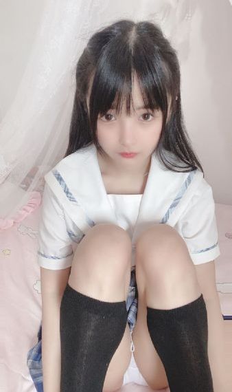 美女扒衣吸乳网站www免费观看_DVD电影完整版在线观看
